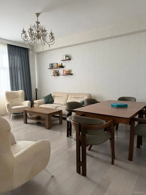 Kirayə verilir 3 otaqlı mənzil 100 m²