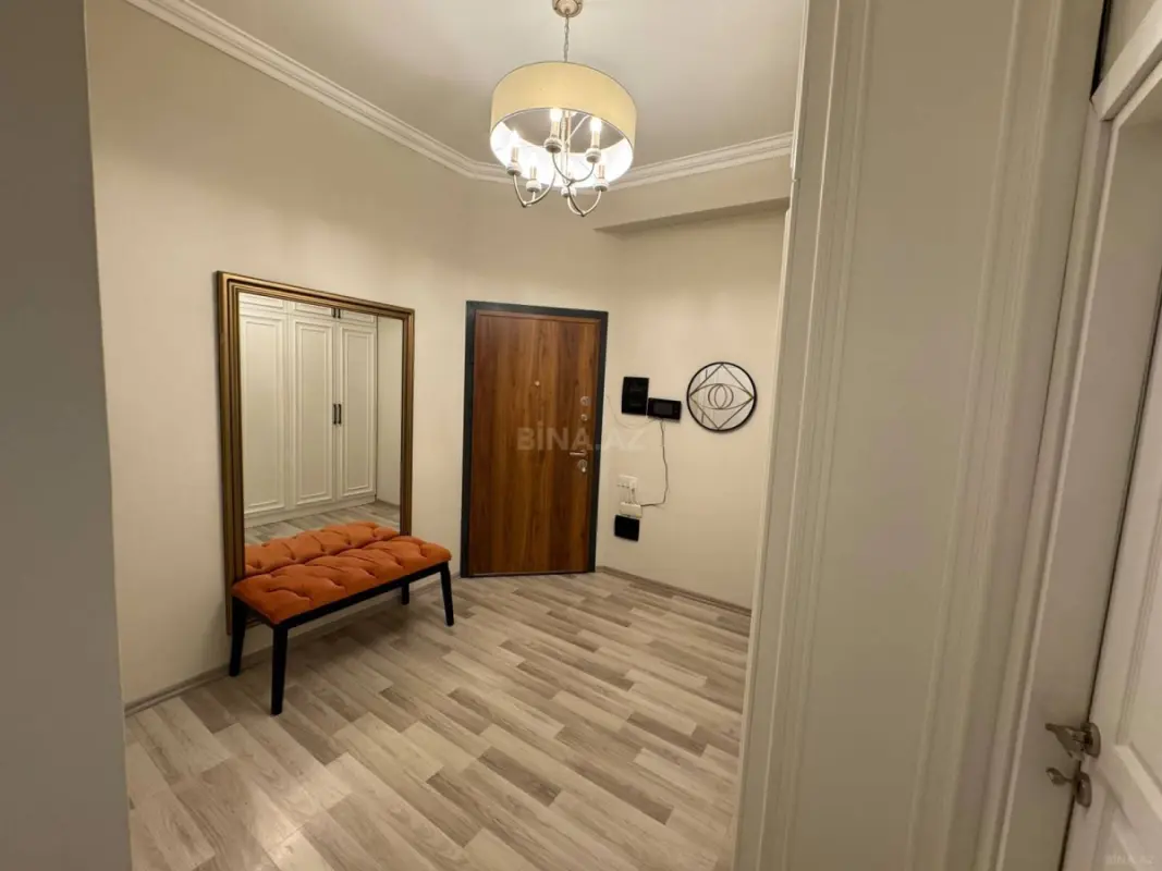 Kirayə verilir 3 otaqlı mənzil 120 m²