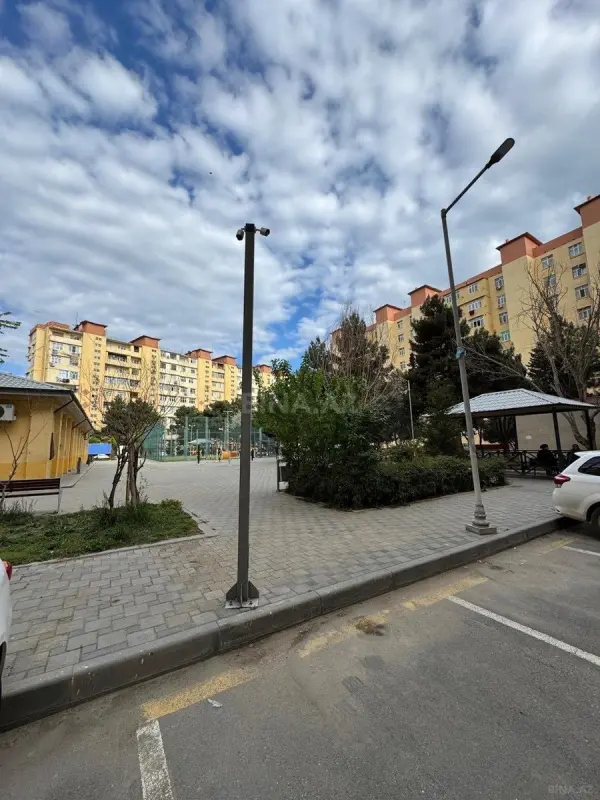 Satılır 2 otaqlı mənzil 52 m²