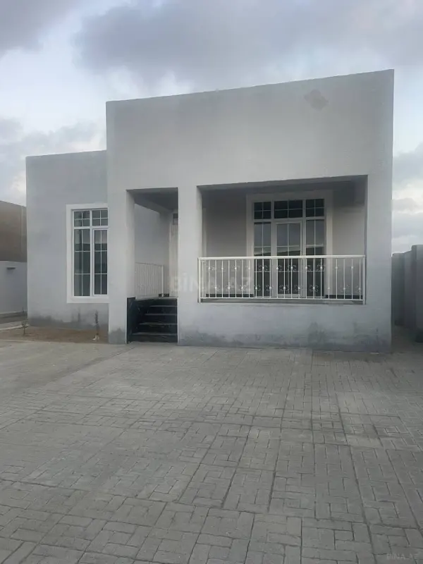 Satılır 4 otaqlı həyət evi 130 m²
