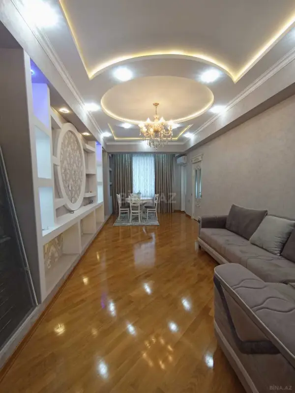Kirayə verilir 2 otaqlı mənzil 80 m²