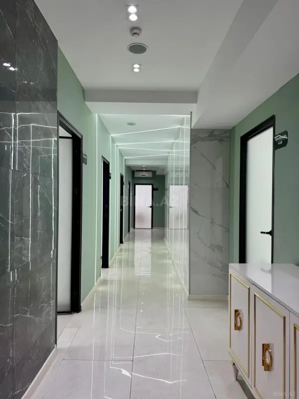 Satılır obyekt 340 m²