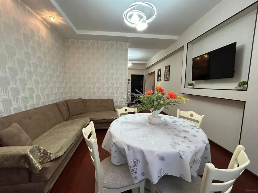 Satılır 2 otaqlı mənzil 58 m²