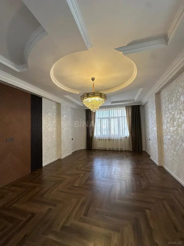 Satılır 2 otaqlı mənzil 68 m²