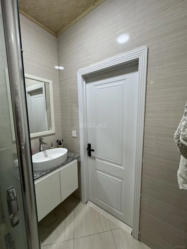 Satılır 2 otaqlı mənzil 58 m²