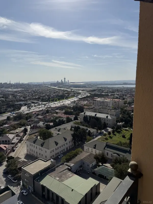 Satılır 2 otaqlı mənzil 114 m²