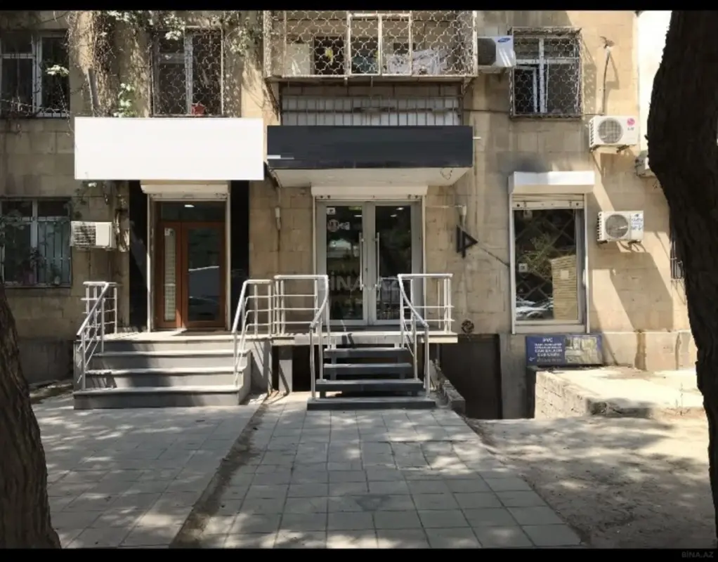 Satılır obyekt 35 m²