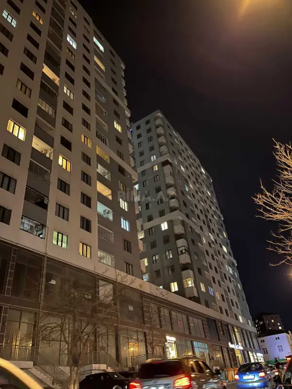 Satılır 3 otaqlı mənzil 110 m²