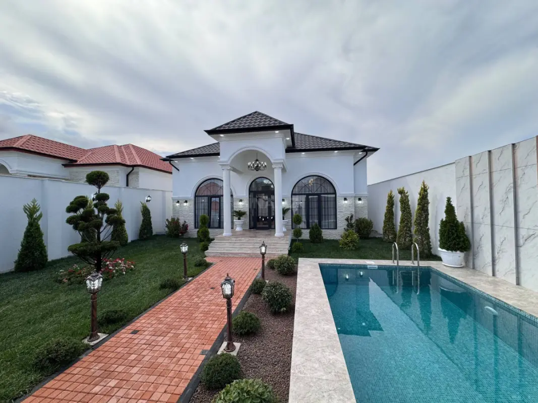 Satılır 4 otaqlı həyət evi 155 m²
