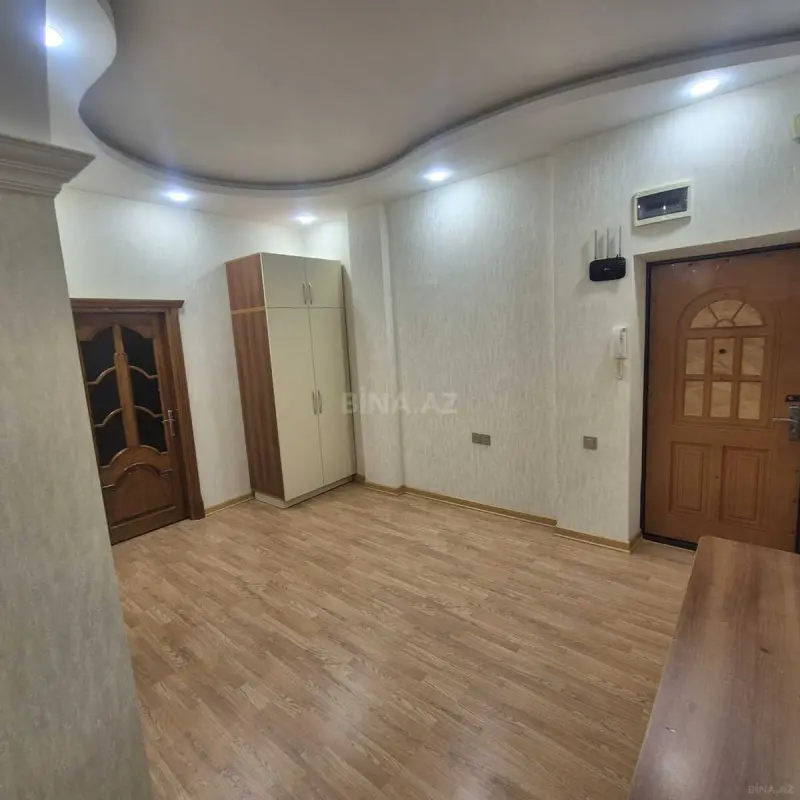 Satılır 3 otaqlı mənzil 125 m²