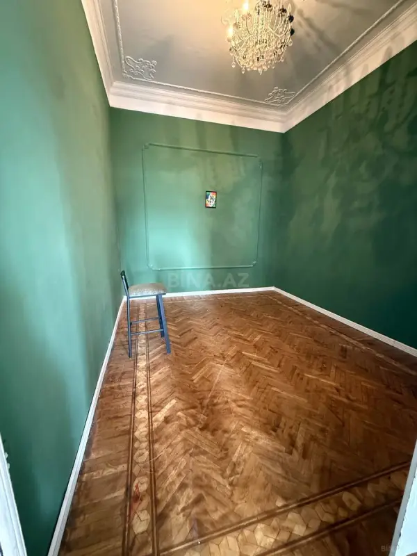 Kirayə verilir 1 otaqlı ofis 23 m²