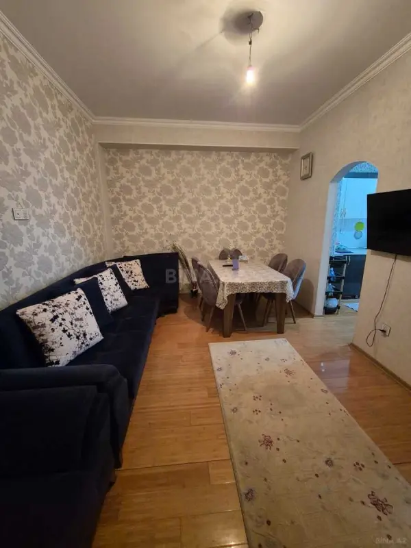Kirayə verilir 2 otaqlı mənzil 35 m²