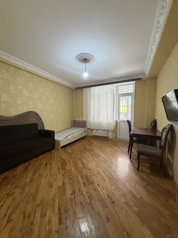 Satılır 2 otaqlı mənzil 62 m²