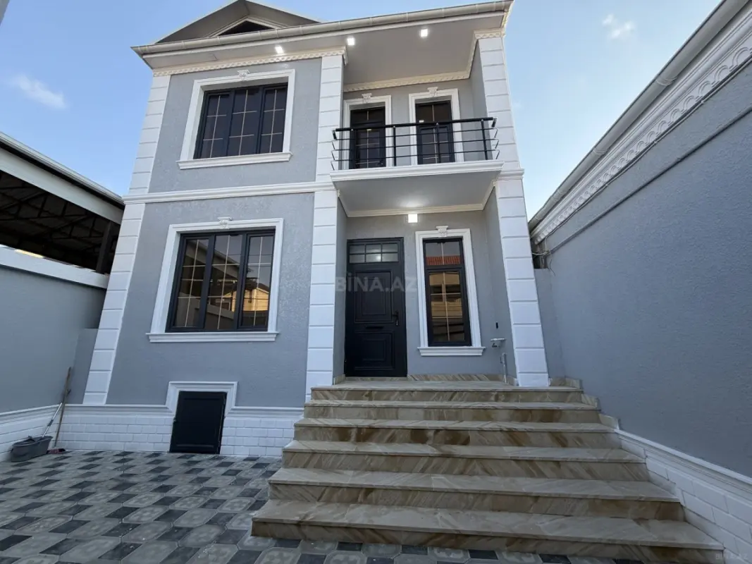 Satılır 4 otaqlı həyət evi 140 m²