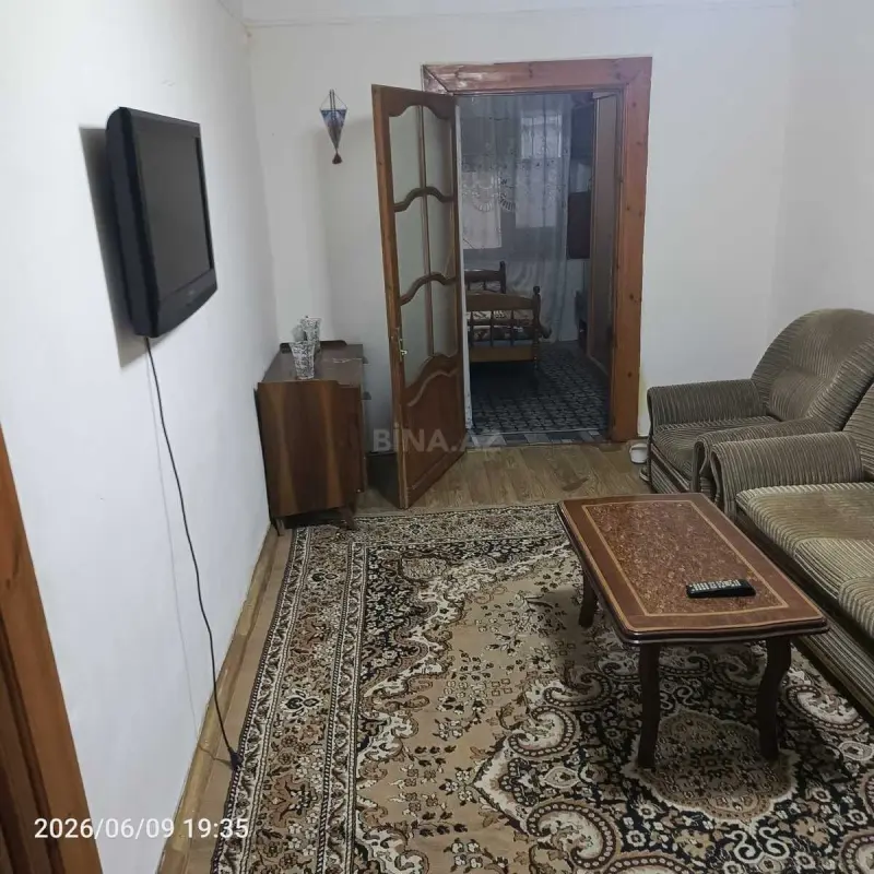 Kirayə verilir 2 otaqlı həyət evi 50 m²