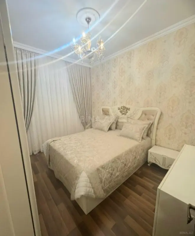 Satılır 3 otaqlı mənzil 73 m²
