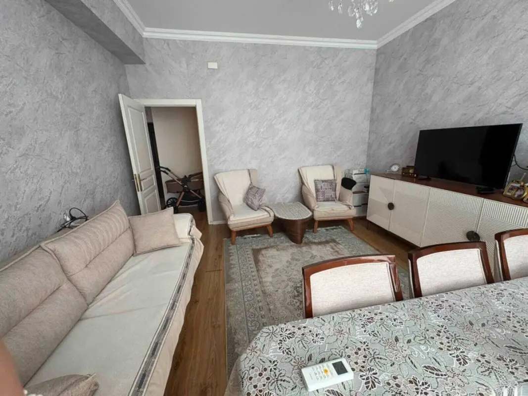 Satılır 2 otaqlı mənzil 52 m²