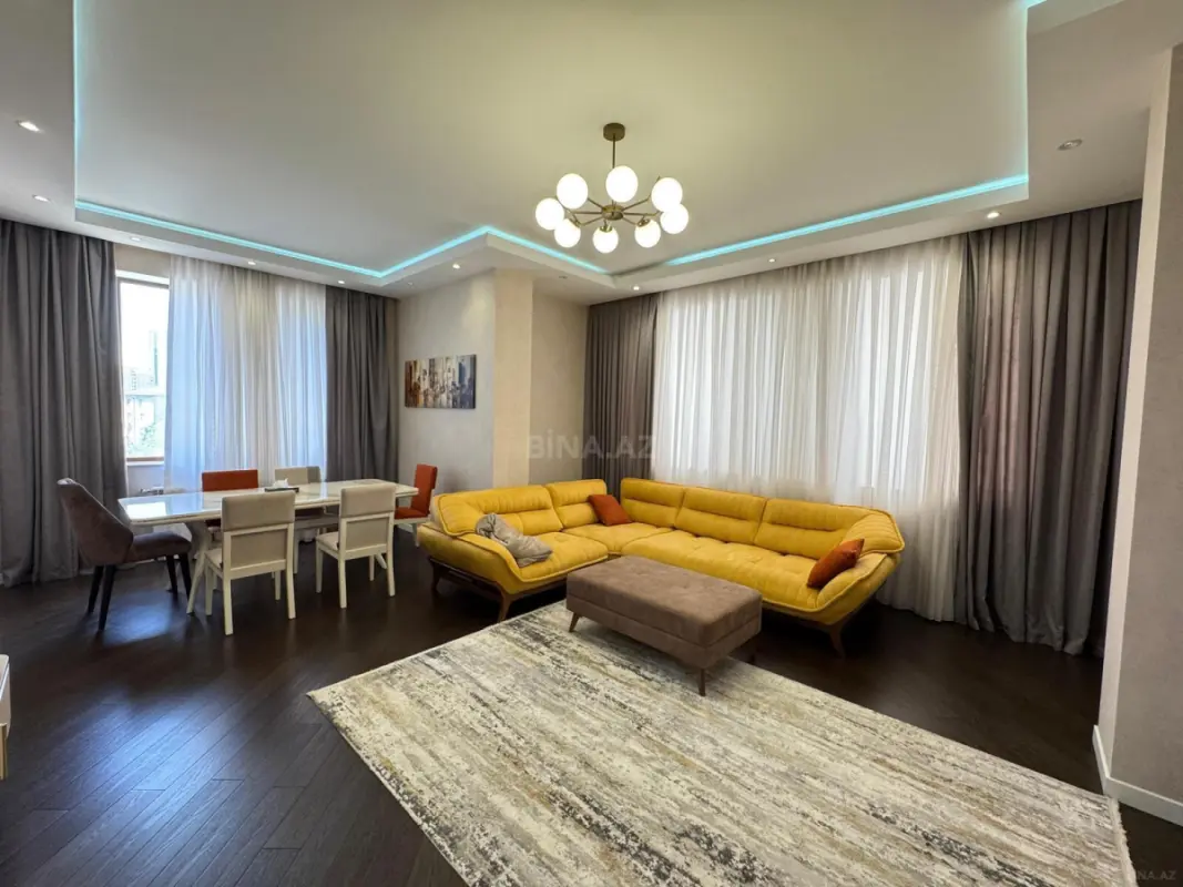 Kirayə verilir 3 otaqlı mənzil 126 m²