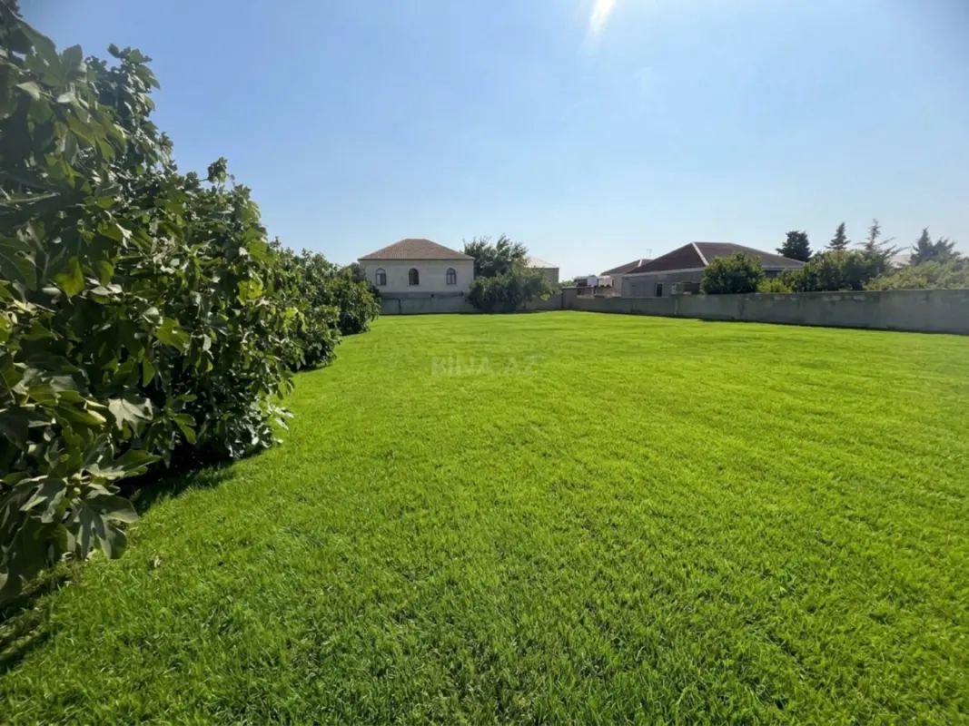 Satılır torpaq sahəsi 12 m²