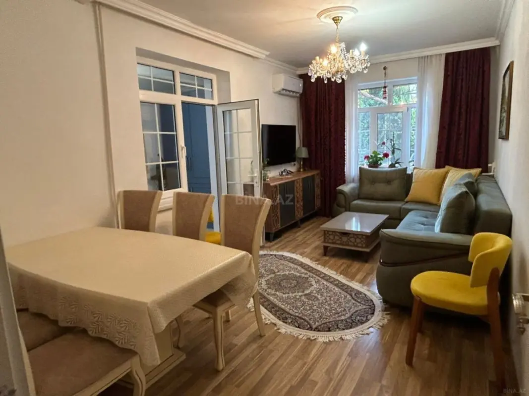 Satılır 2 otaqlı mənzil 65 m²
