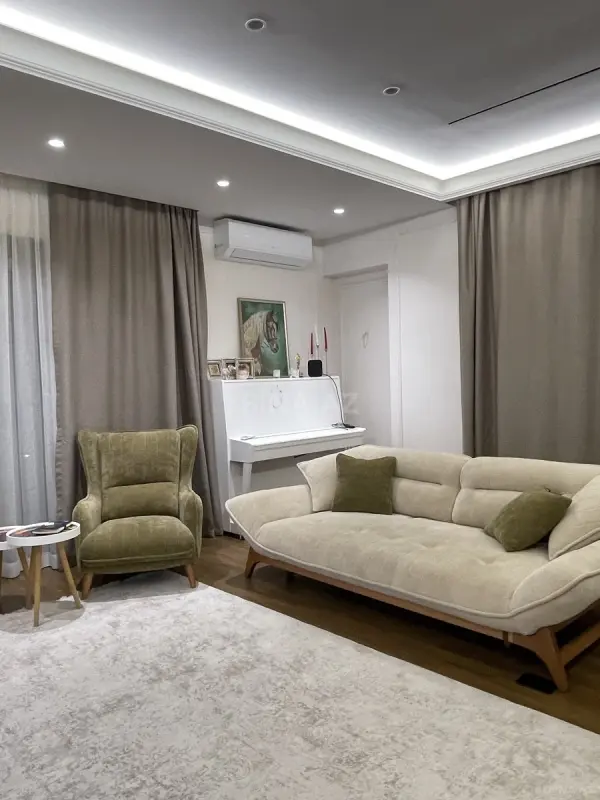 Satılır 3 otaqlı mənzil 127 m²