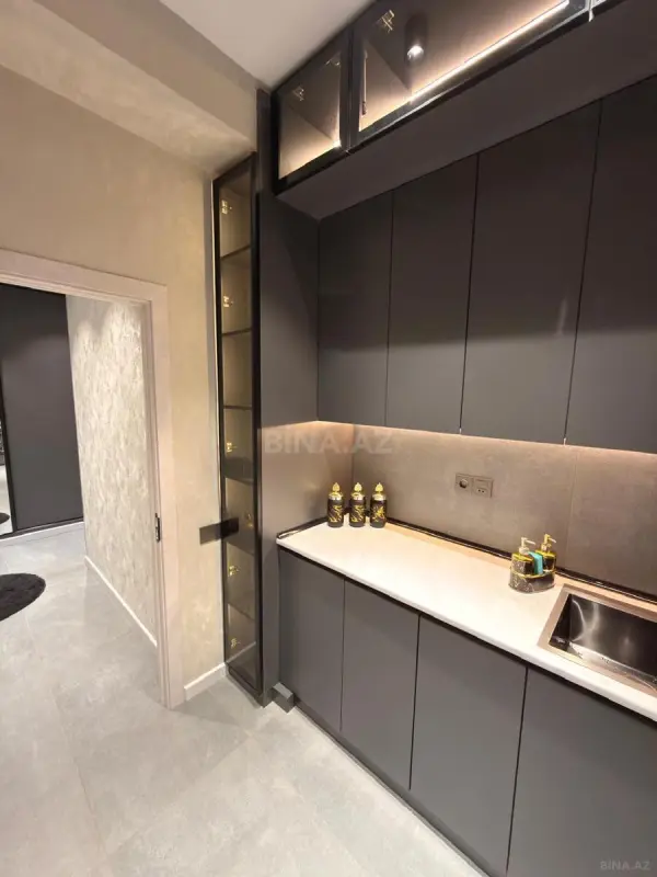 Kirayə verilir 2 otaqlı mənzil 61 m²