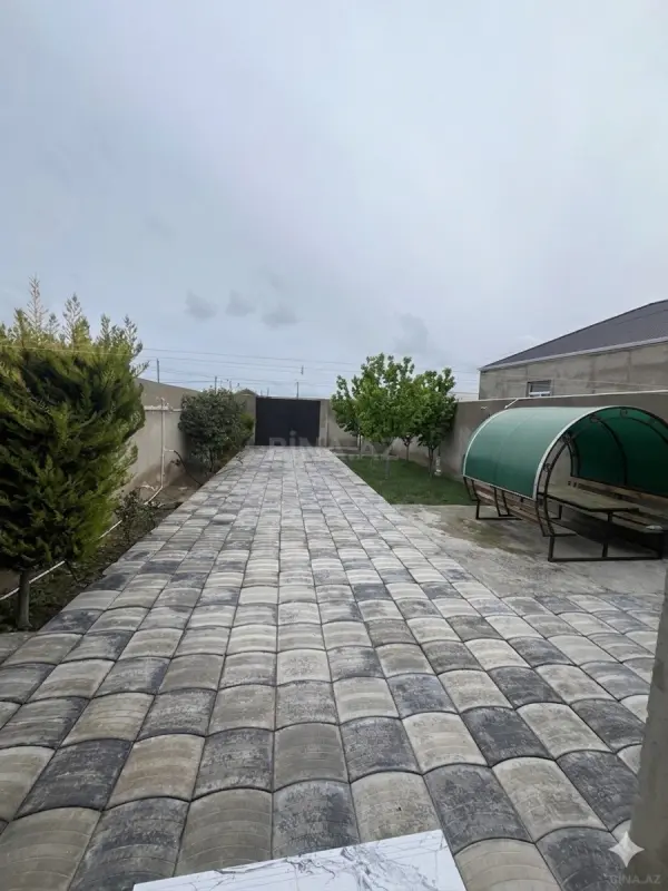 Satılır 4 otaqlı həyət evi 130 m²