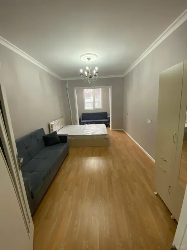 Kirayə verilir 2 otaqlı mənzil 45 m²