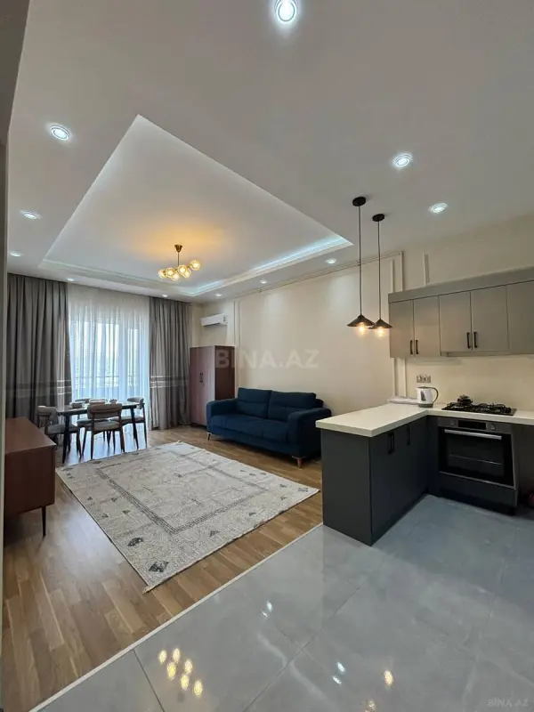 Kirayə verilir 2 otaqlı mənzil 77 m²