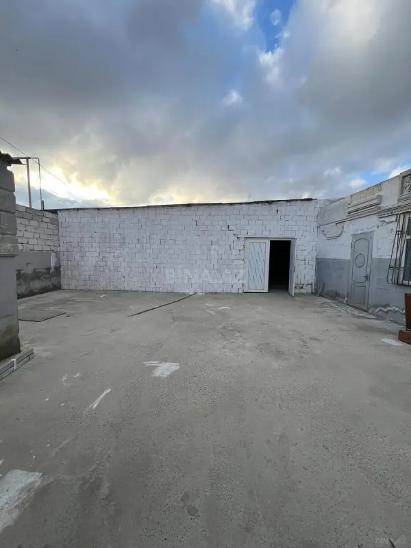 Satılır obyekt 600 m²