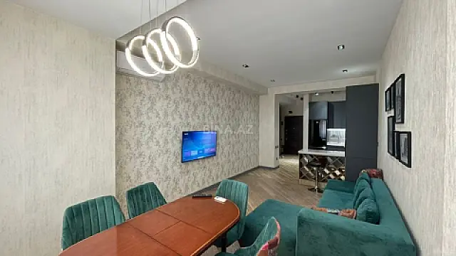 Kirayə verilir 2 otaqlı mənzil 75 m² — Bakı 2 otaq 75.00 m²