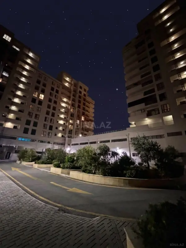 Satılır 2 otaqlı mənzil 61 m²
