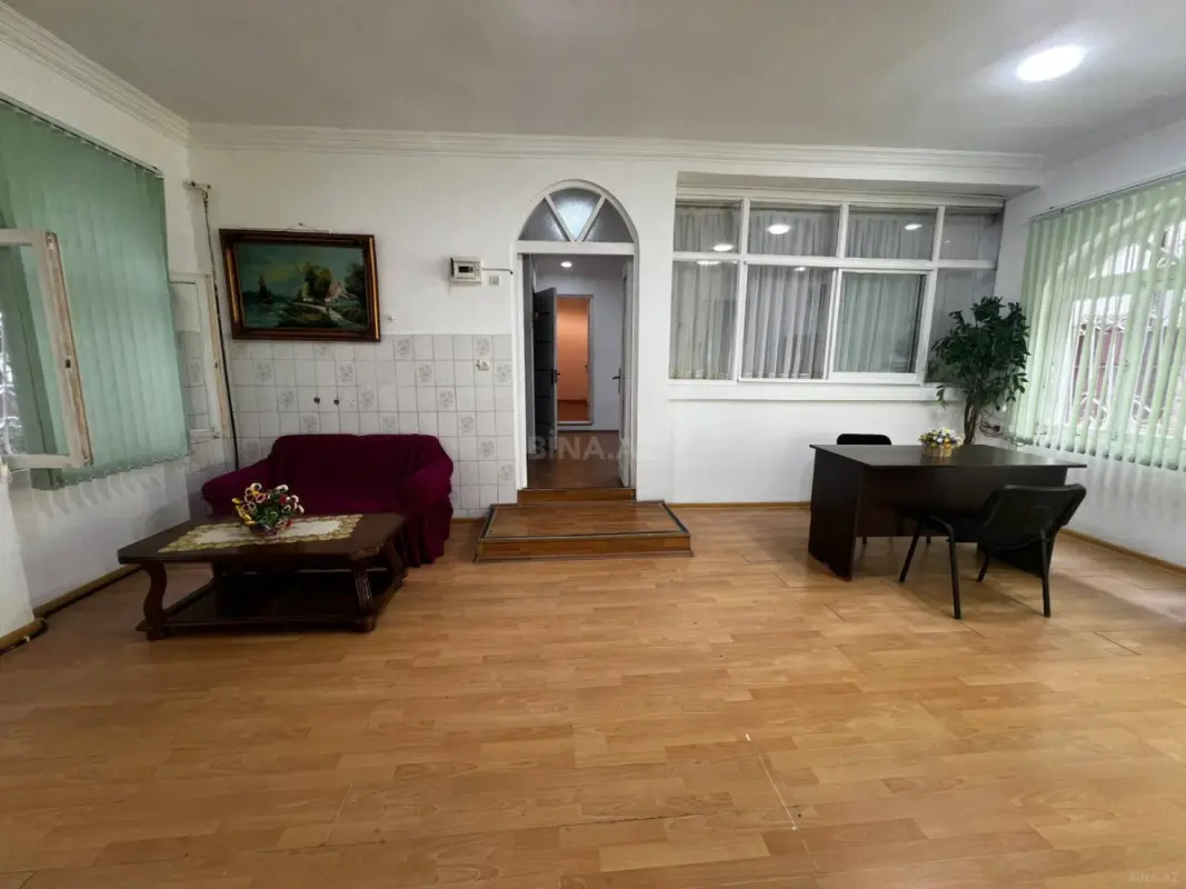 Kirayə verilir 4 otaqlı ofis 100 m²