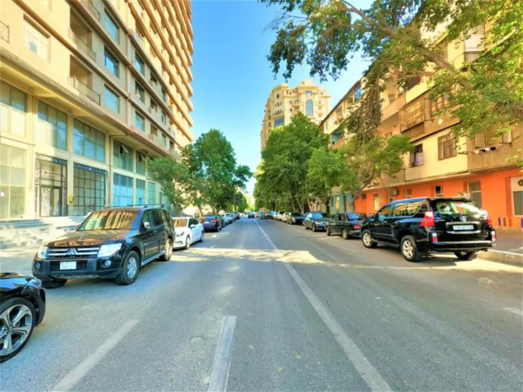 Kirayə verilir obyekt 110 m²