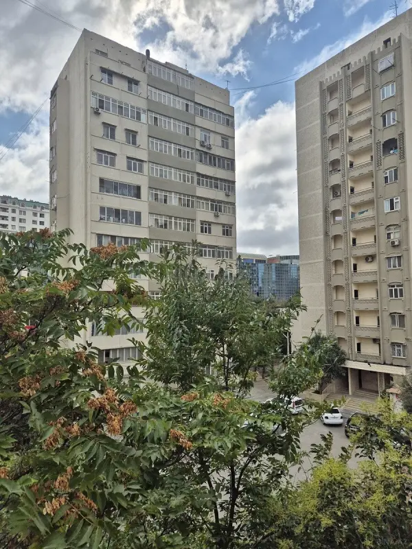 Satılır 3 otaqlı mənzil 70 m²