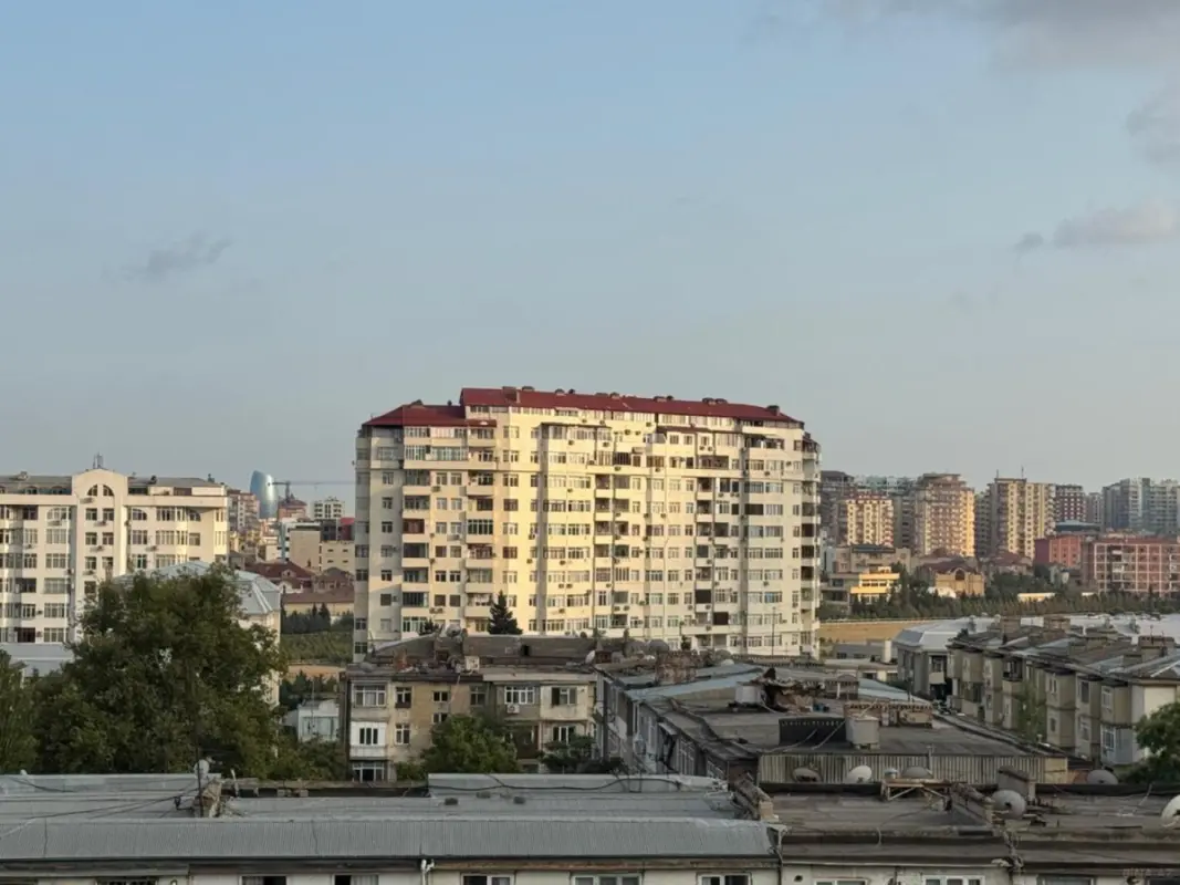 Satılır 3 otaqlı mənzil 100 m²