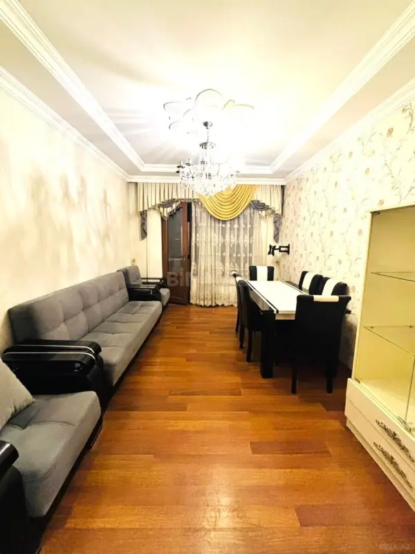 Kirayə verilir 4 otaqlı mənzil 120 m²