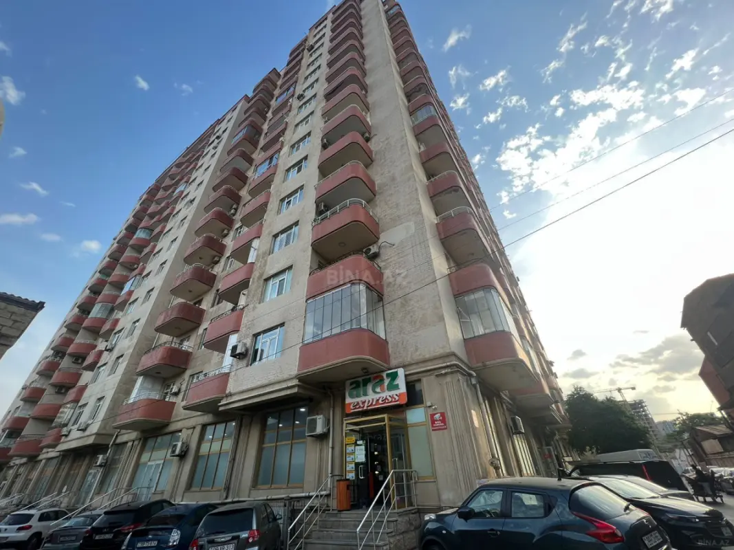 Kirayə verilir 2 otaqlı mənzil 90 m²