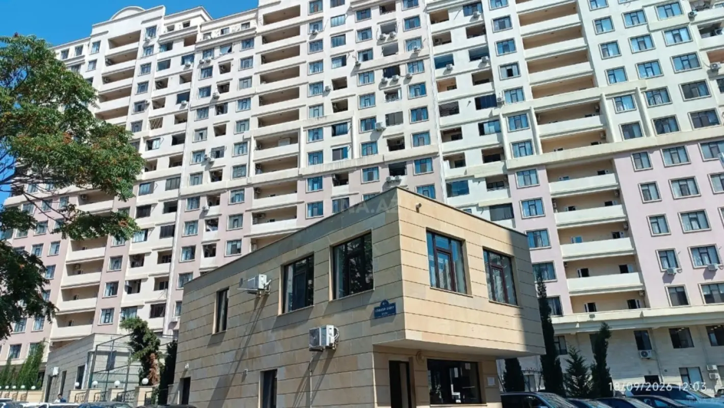 Satılır 3 otaqlı mənzil 74 m²