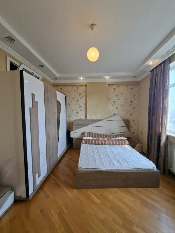 Kirayə verilir 3 otaqlı mənzil 105 m²