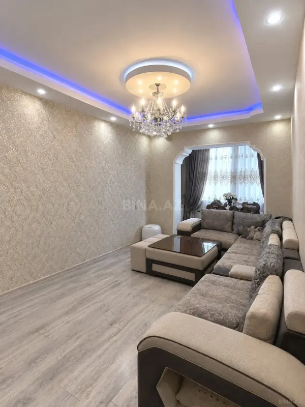 Satılır 4 otaqlı mənzil 100 m²