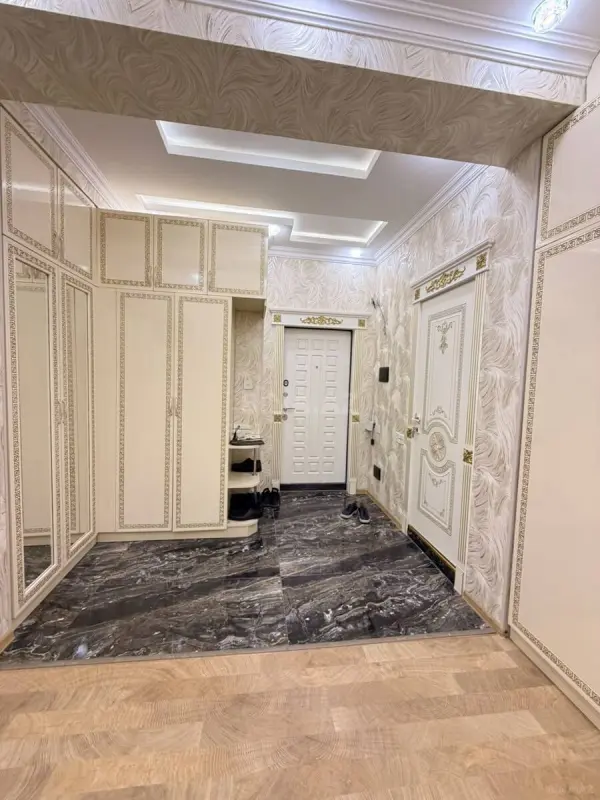 Kirayə verilir 3 otaqlı mənzil 85 m²