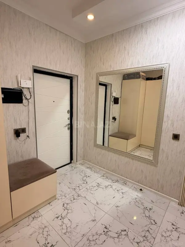 Satılır 2 otaqlı mənzil 69 m²