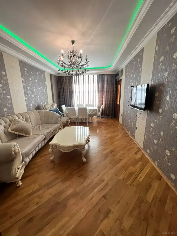Satılır 3 otaqlı mənzil 95 m²