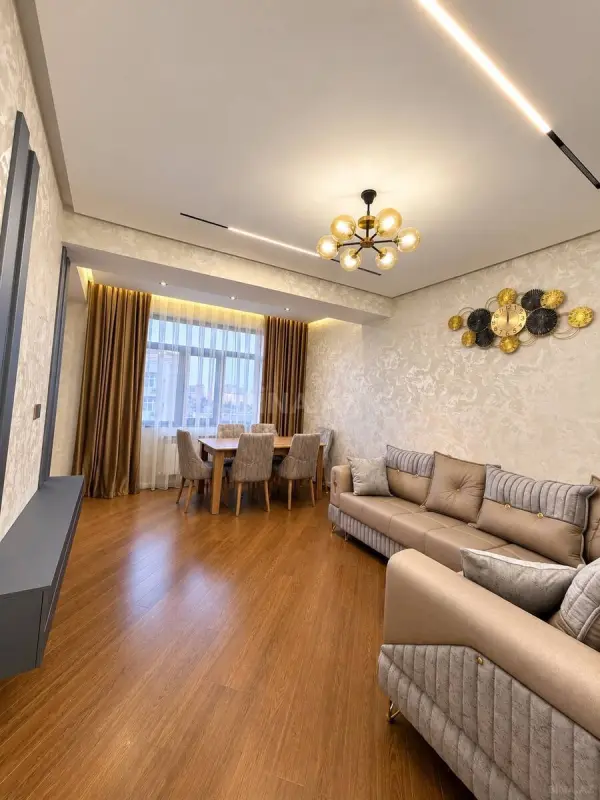 Satılır 2 otaqlı mənzil 54 m²