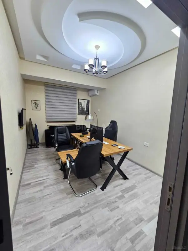 Kirayə verilir 4 otaqlı ofis 175 m²