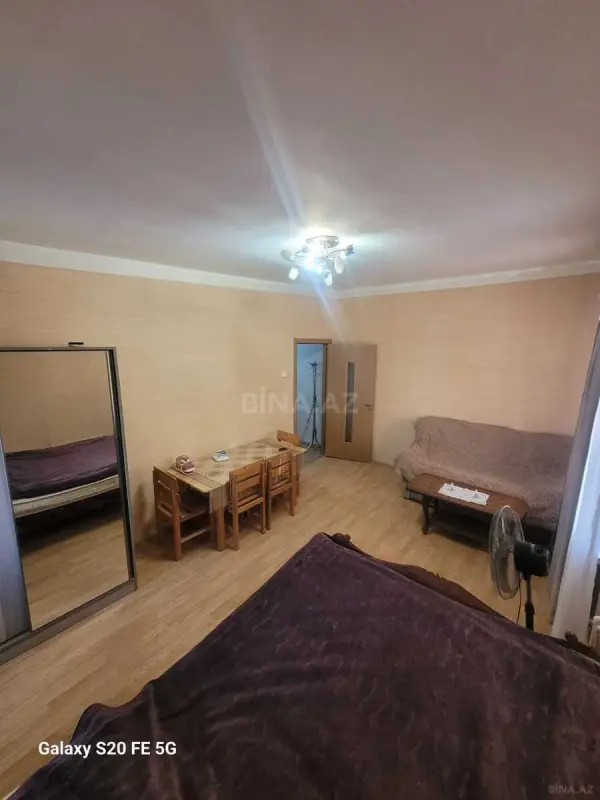 Satılır 1 otaqlı mənzil 42 m²