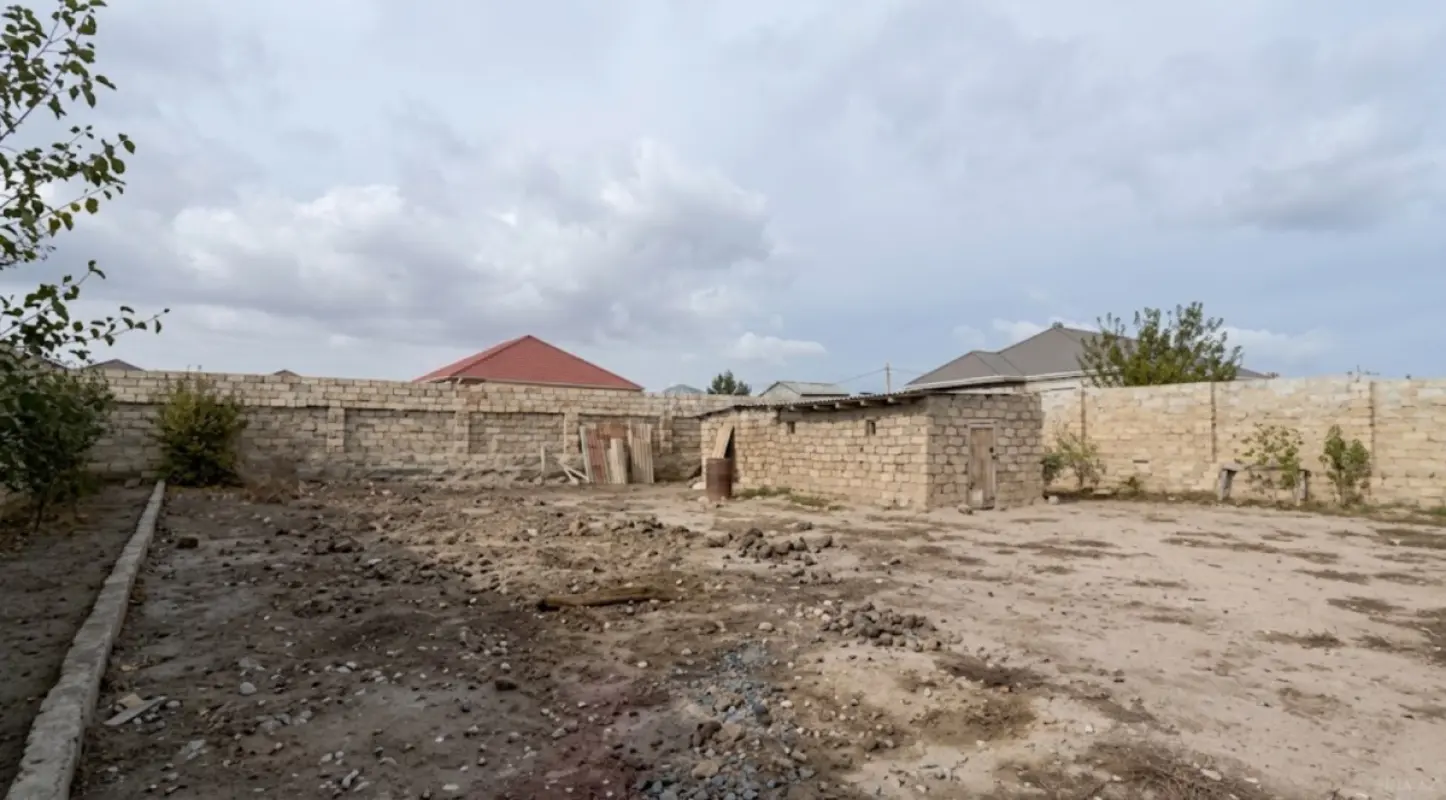 Satılır torpaq sahəsi 6 m²