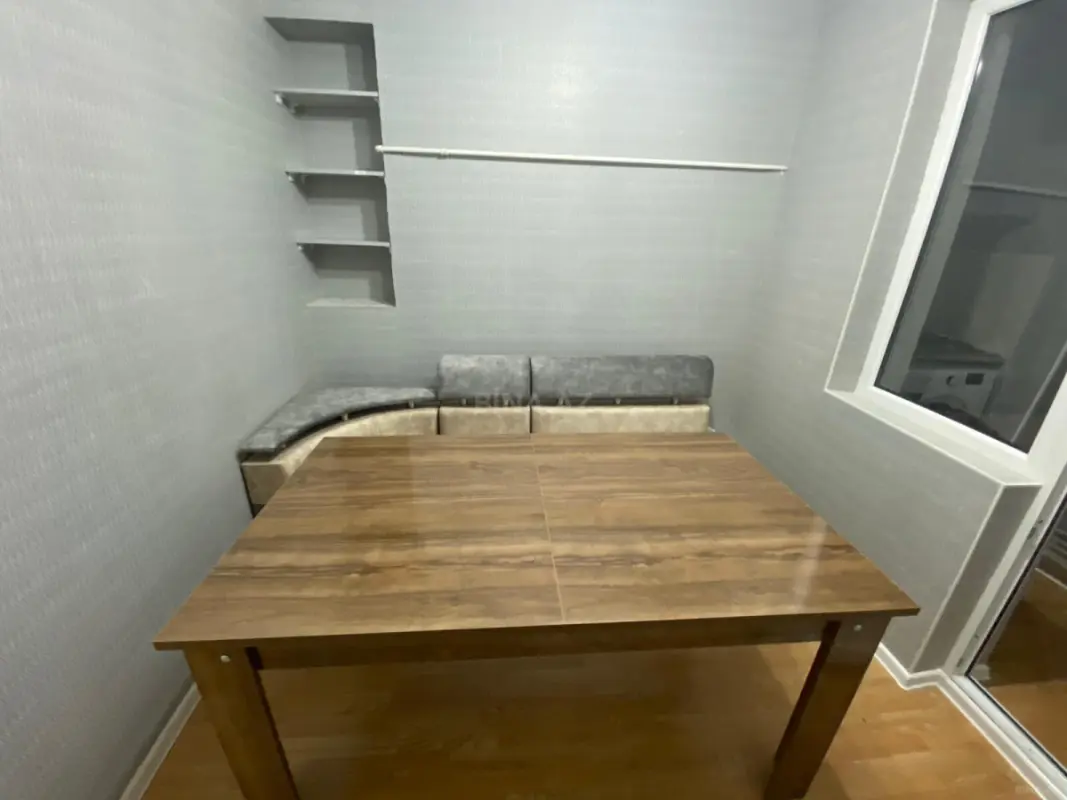 Kirayə verilir 2 otaqlı mənzil 56 m²