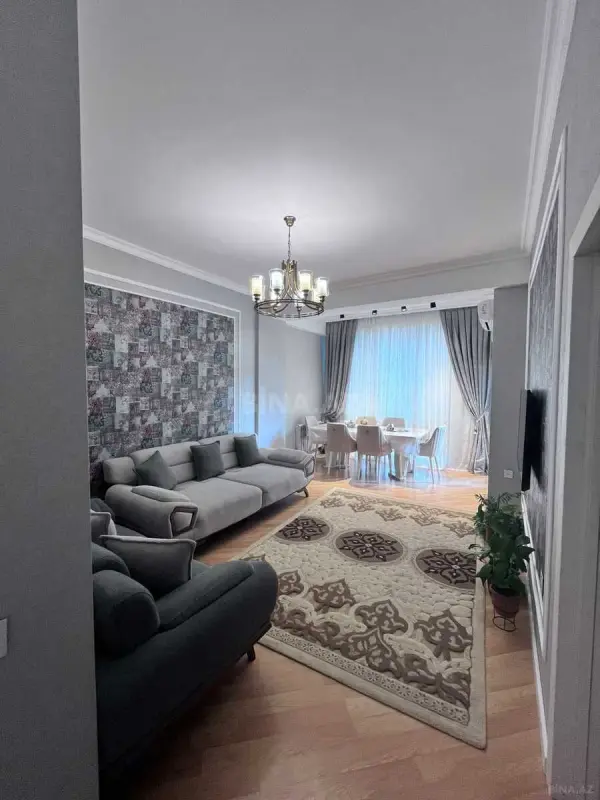 Satılır 3 otaqlı mənzil 82 m²